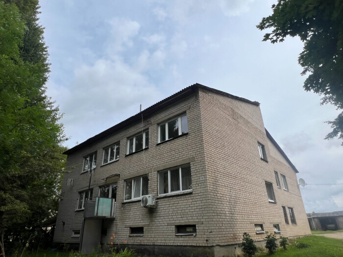 Butas - Molėtų r. sav., Ąžuolyno g.